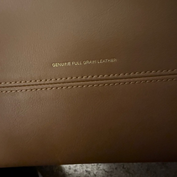 Coach Empire 28 - Picture 4 of 9